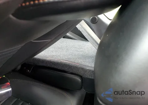 2015 Dodge Challenger Sxt Plus z USA, uszkodzony, nr VIN 2C3CDZBT6FH869143